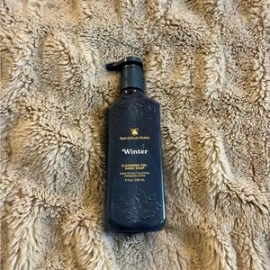 NWT Bath & Body Works Winter Cleansing Gel Hand Soap - Deep Blue